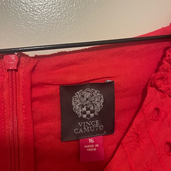 NWT Vince Camuto Red Eyelet Sheath Dress. Sz 16 - Picture 6 of 6